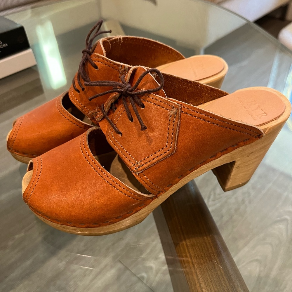 Vintage BRYR Clogs